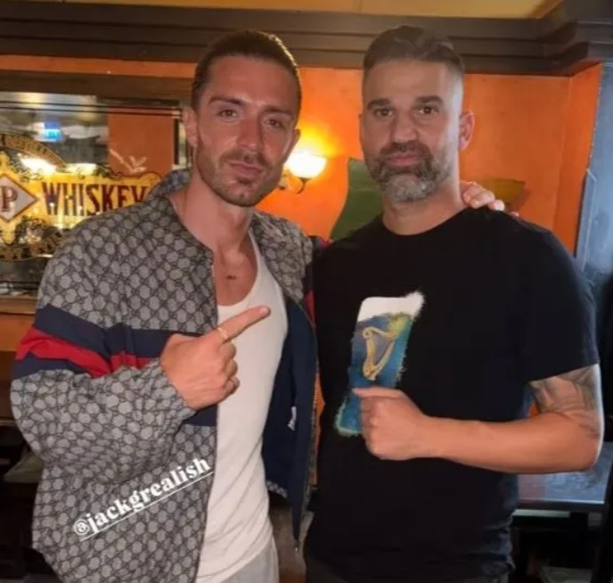 太陽(yáng)報：格拉利什前往斯德哥爾摩一家酒吧放松，待了7小時(shí)左右