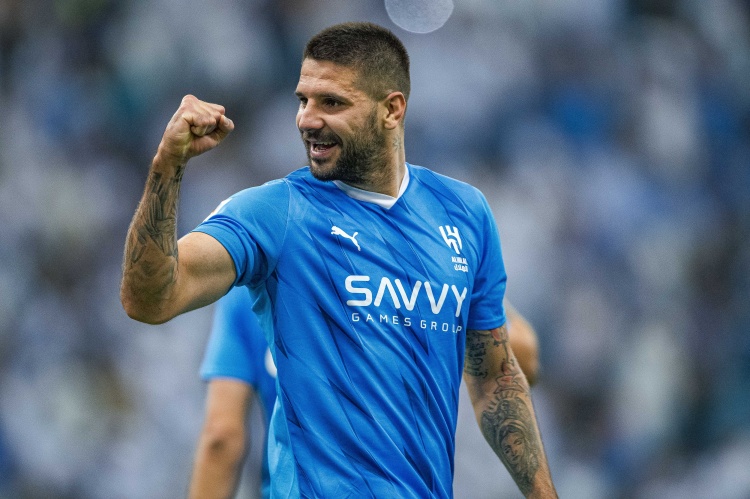 斯基拉：賴(lài)揚深入商談引進(jìn)米特洛維奇，為球員準備3年合同