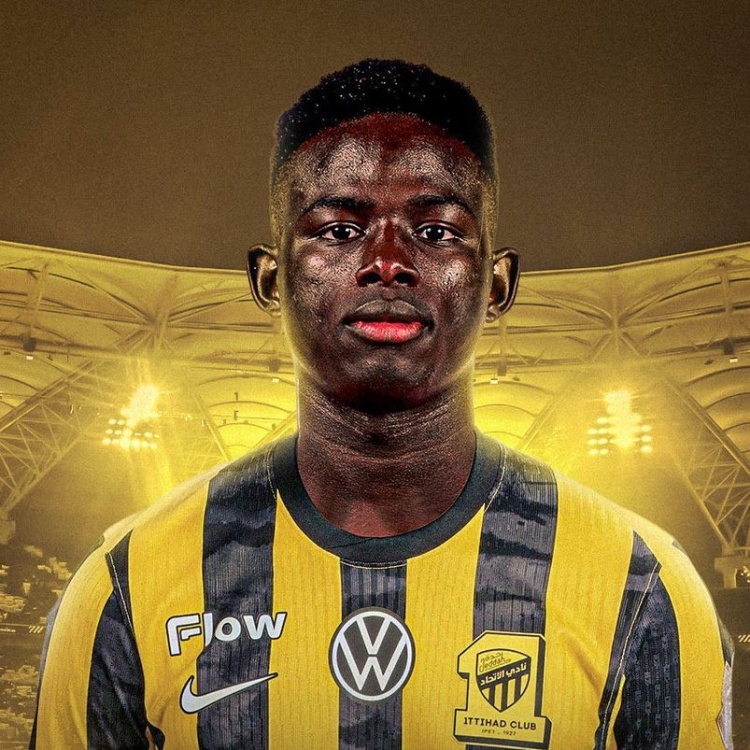 羅馬諾：19歲邊鋒羅杰-費爾南德斯超3000萬(wàn)歐轉會(huì )吉達聯(lián)合HWG