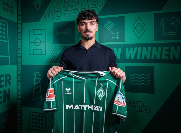 官方：卡迪西亞中場(chǎng)皮爾塔斯租借加盟不萊梅，含買(mǎi)斷選項