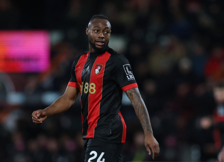 記者：曼聯(lián)今夏曾積極追求塞梅尼奧，阿莫林還與球員會(huì )面共進(jìn)晚餐