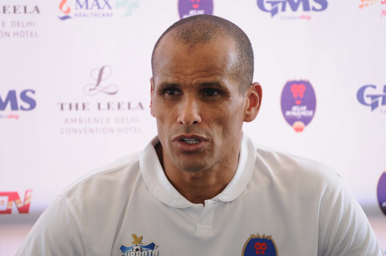 里瓦爾多：把巴薩與去年比較為時(shí)過(guò)早 讓維尼修斯替補并非是懲罰