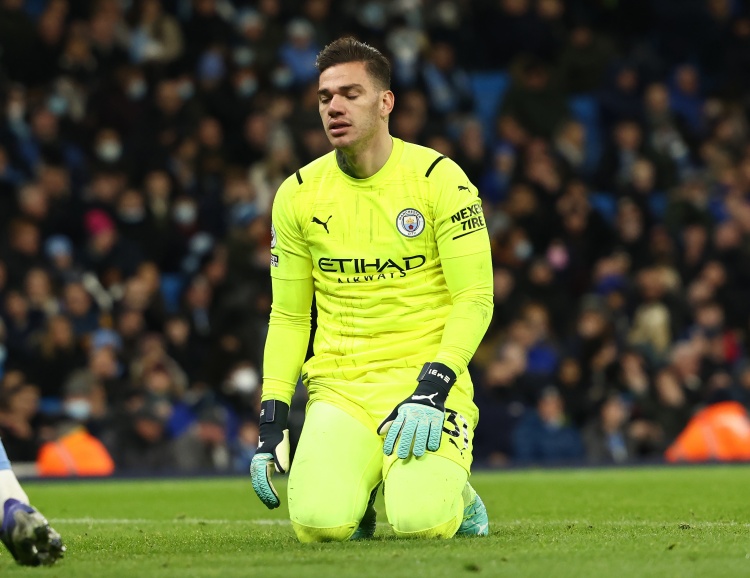 前曼城門(mén)將：埃德森是曼城隊史最成功門(mén)將，像在刀尖上守門(mén)