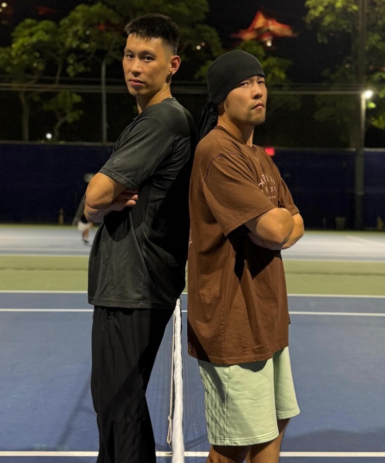 周杰倫曬于書(shū)豪合影！戲稱(chēng)兩人為溫網(wǎng)雙打冠軍 并曬搞笑聊天截圖