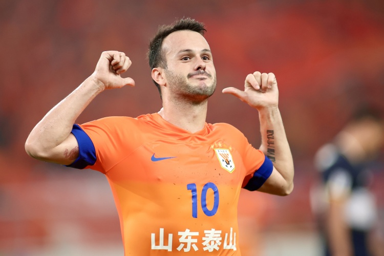 魯媒：運作其加盟的是崔康熙經(jīng)紀人團隊，泰山續約瓦科再生新變數