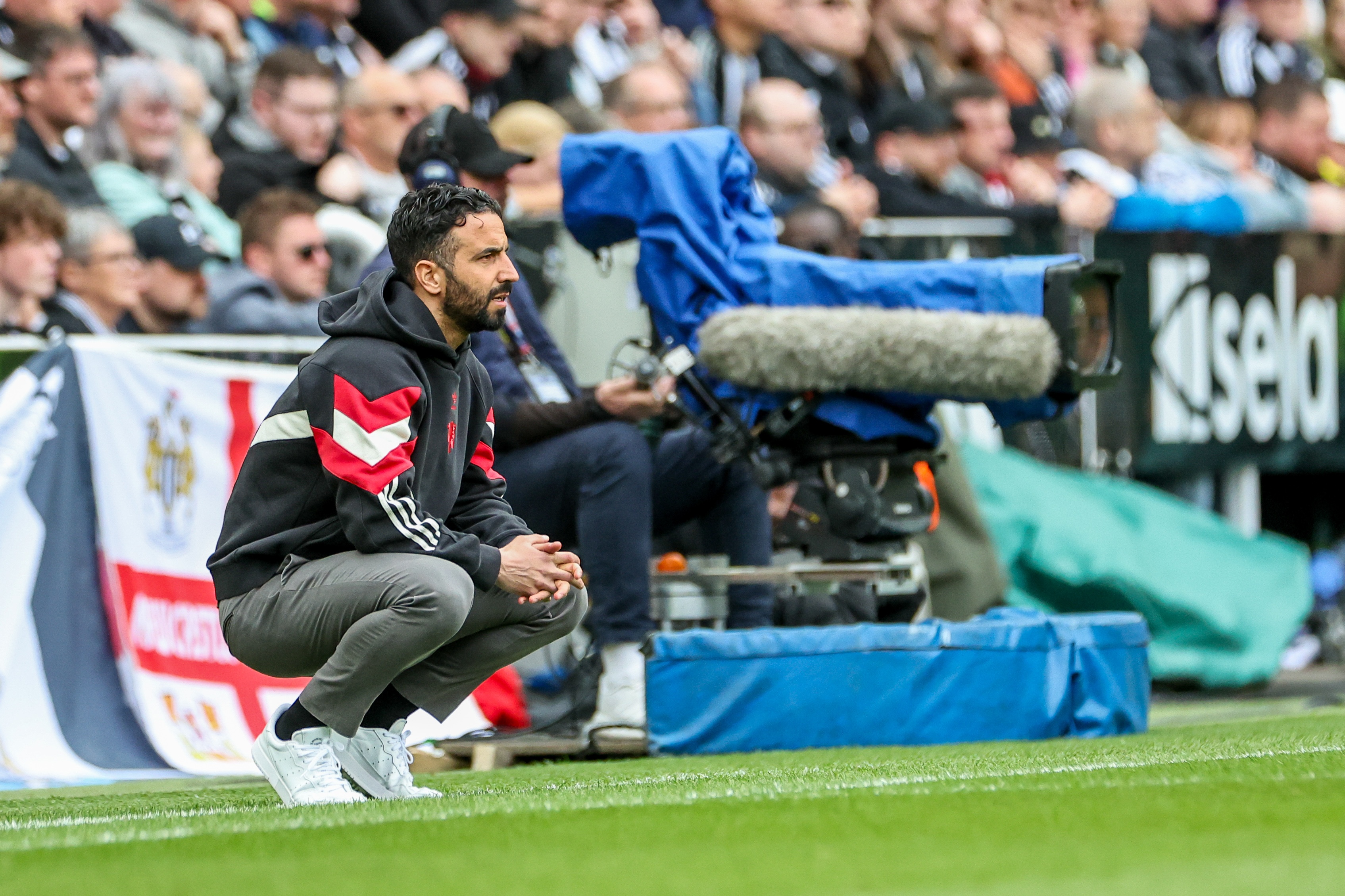 天空記者：曼聯(lián)昔日的震懾力已蕩然無(wú)存，現在贏(yíng)球反而讓人意外