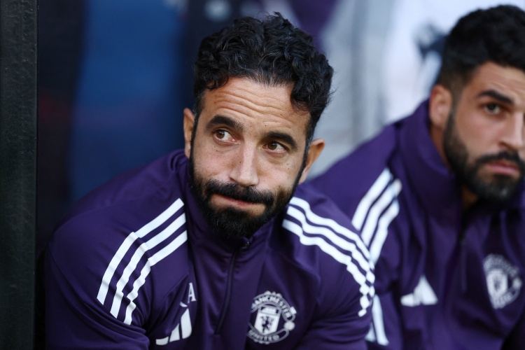 這集好像看過(guò)？?jì)染S爾：我擔心接下來(lái)幾周曼聯(lián)帥位會(huì )發(fā)生些什么