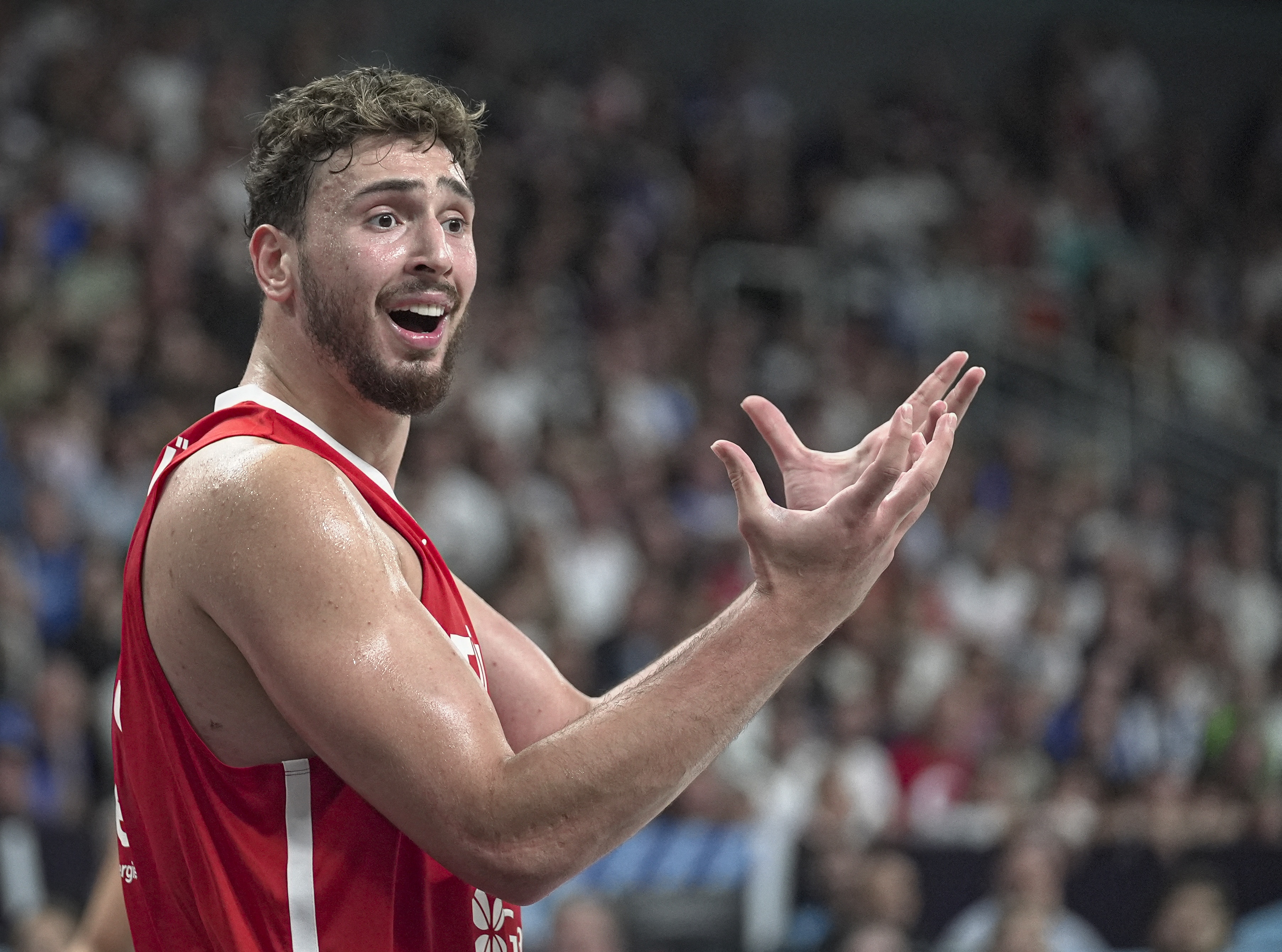 數據比小黑好…火箭記者抱怨：申京的MVP被搶劫了！