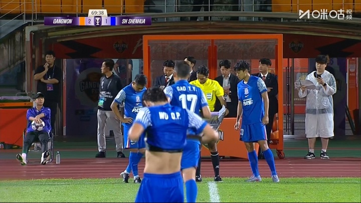 申花連換兩人，特謝拉、高天意被換下，于漢超、汪海健替補登場(chǎng)