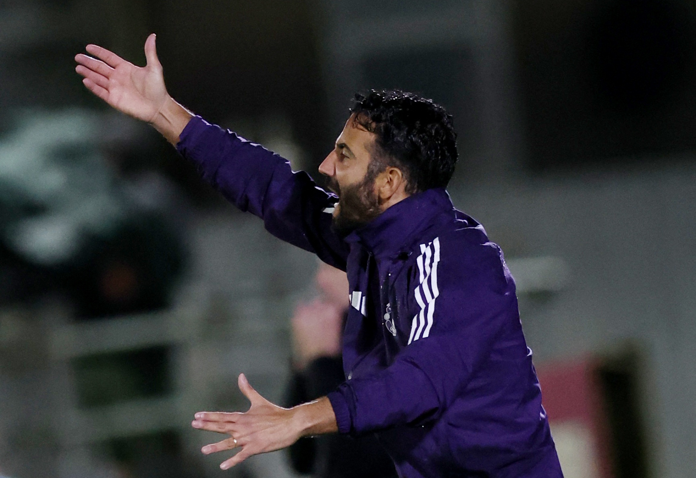 英超帶隊超30場(chǎng)且場(chǎng)均不超1分的29位主教練中，有27位的球隊降級