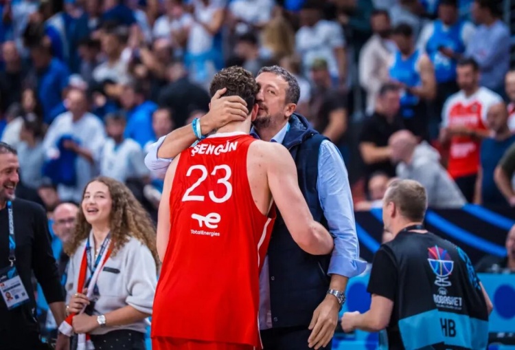 什么小火龍？申京已經(jīng)是MVP水平！