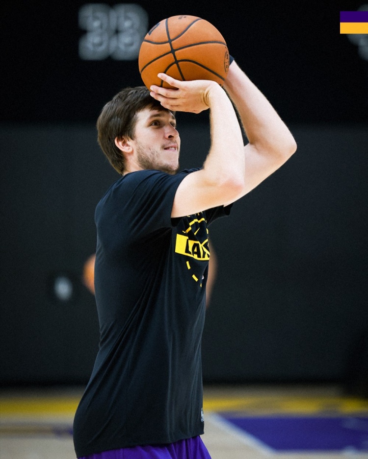 期待新賽季！湖人官方曬里夫斯訓練照：休賽期的磨練