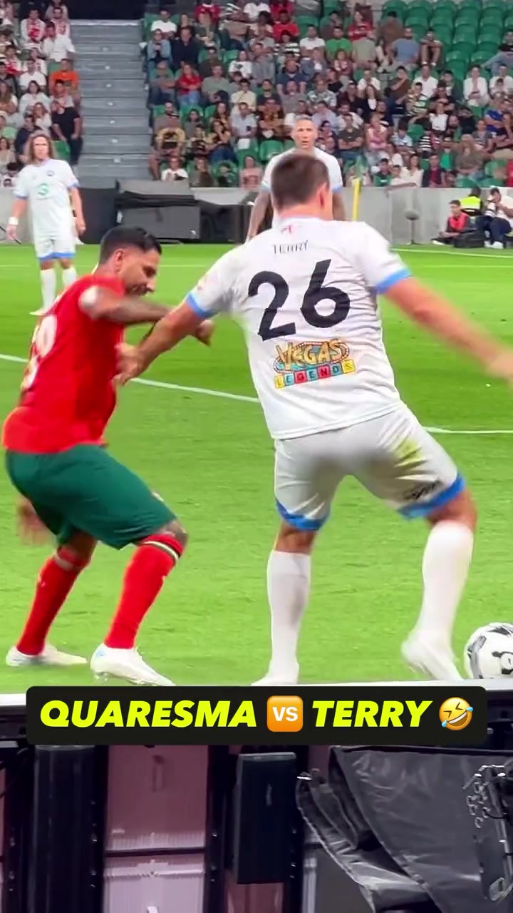 意想不到的發(fā)展??44歲特里傳奇賽單防夸雷斯馬，防到滿(mǎn)地打滾