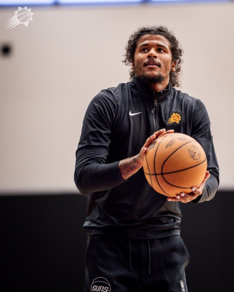 期待新賽季的表現！太陽(yáng)官方曬杰倫-格林訓練照