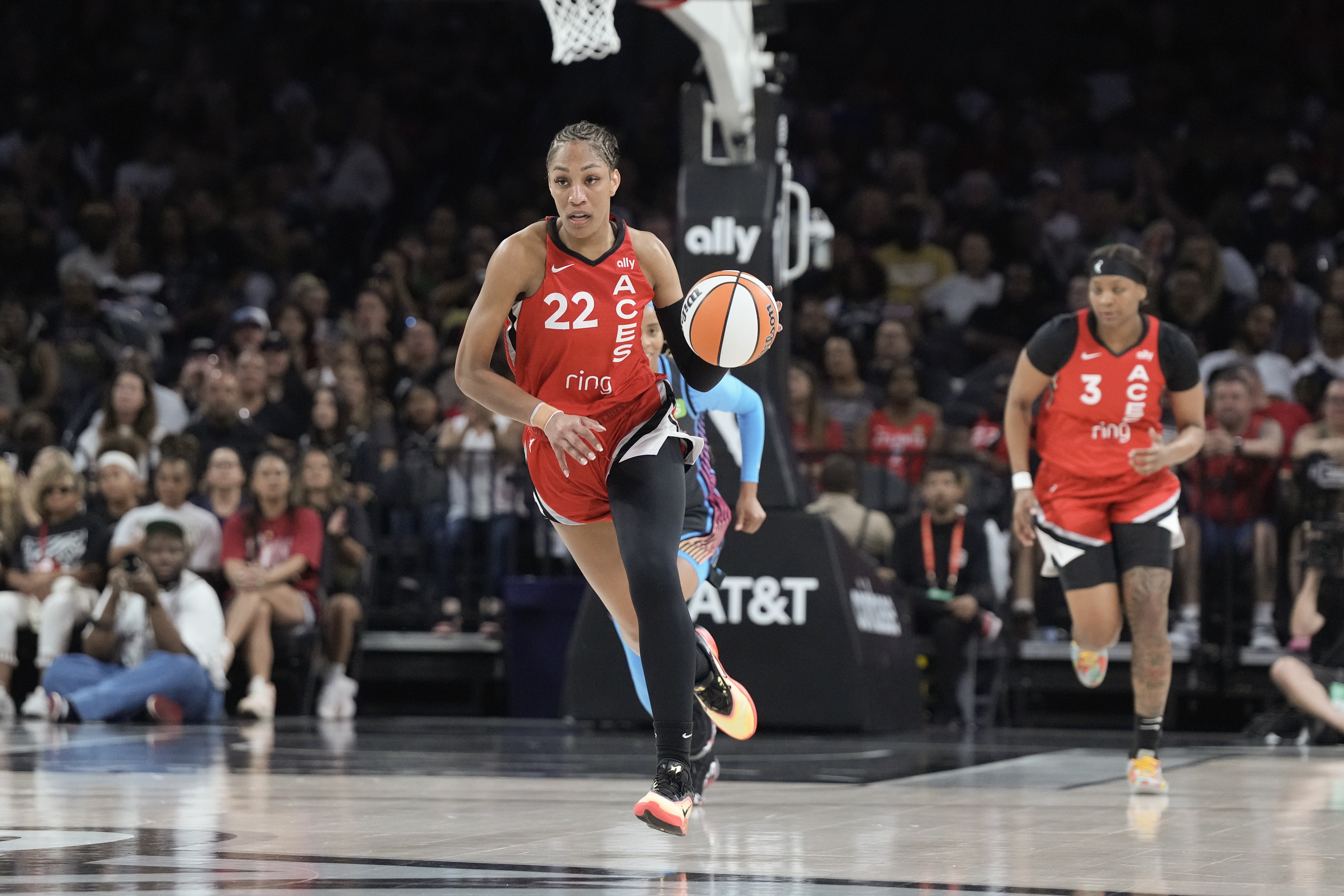WNBA公布MVP五大候選：阿賈、科利爾、格雷、米切爾、托馬斯