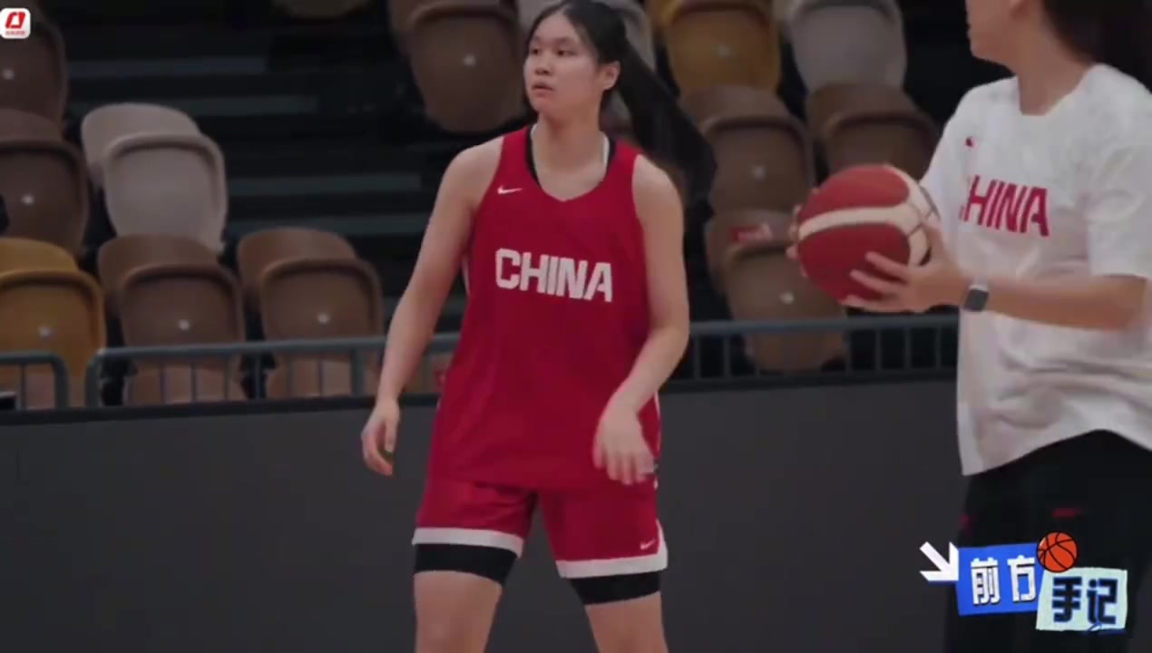 田媛媛：有看到評論區說(shuō)我長(cháng)得像趙巖昊 也有人說(shuō)我像林高遠