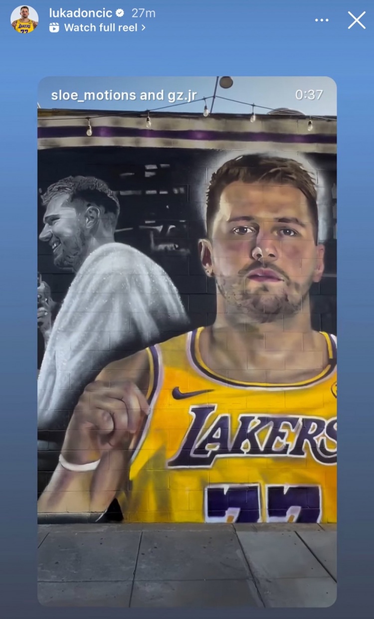 洛杉磯新的領(lǐng)軍人物！東契奇轉發(fā)洛杉磯當地關(guān)于他的最新壁畫(huà)