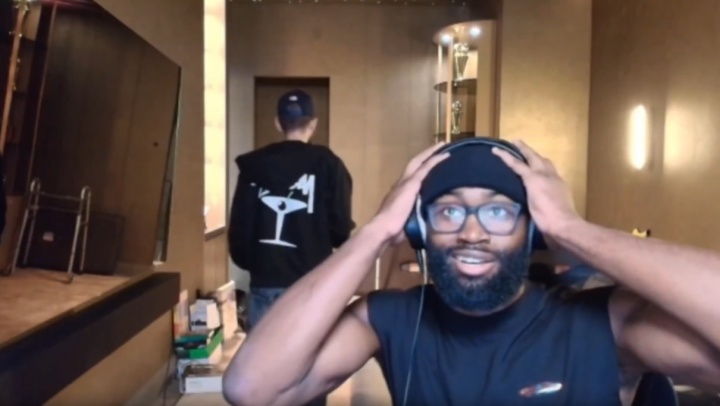 沒(méi)牌面??杰倫-布朗給5個(gè)隊友打電話(huà)沒(méi)人接：我是做錯了什么嗎？