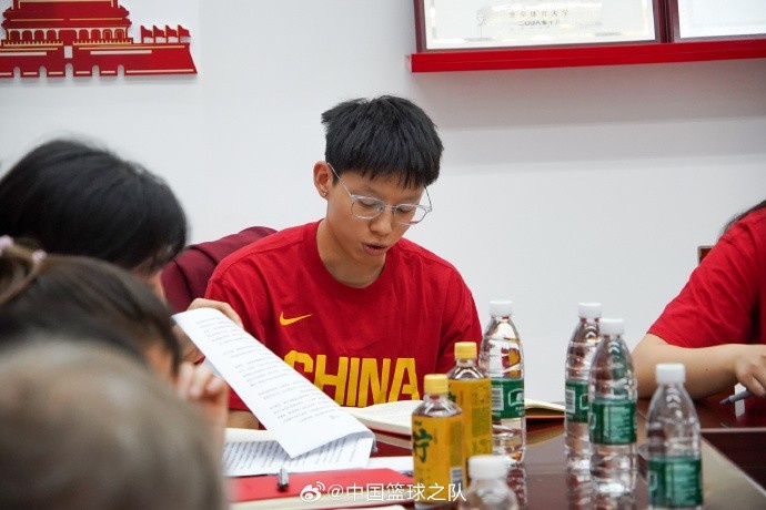 中國女籃昨日開(kāi)會(huì )總結高原訓練及熱身賽 今日再度投入新一輪訓練