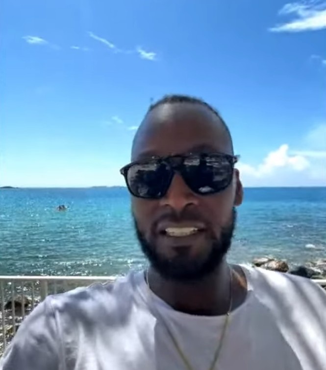 夸梅：喜歡獨處來(lái)思考人生 不想女友或妻子天天在身邊頤指氣使