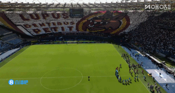 這就是羅馬德比！拉齊奧、羅馬雙方賽前均展出巨型TIFO