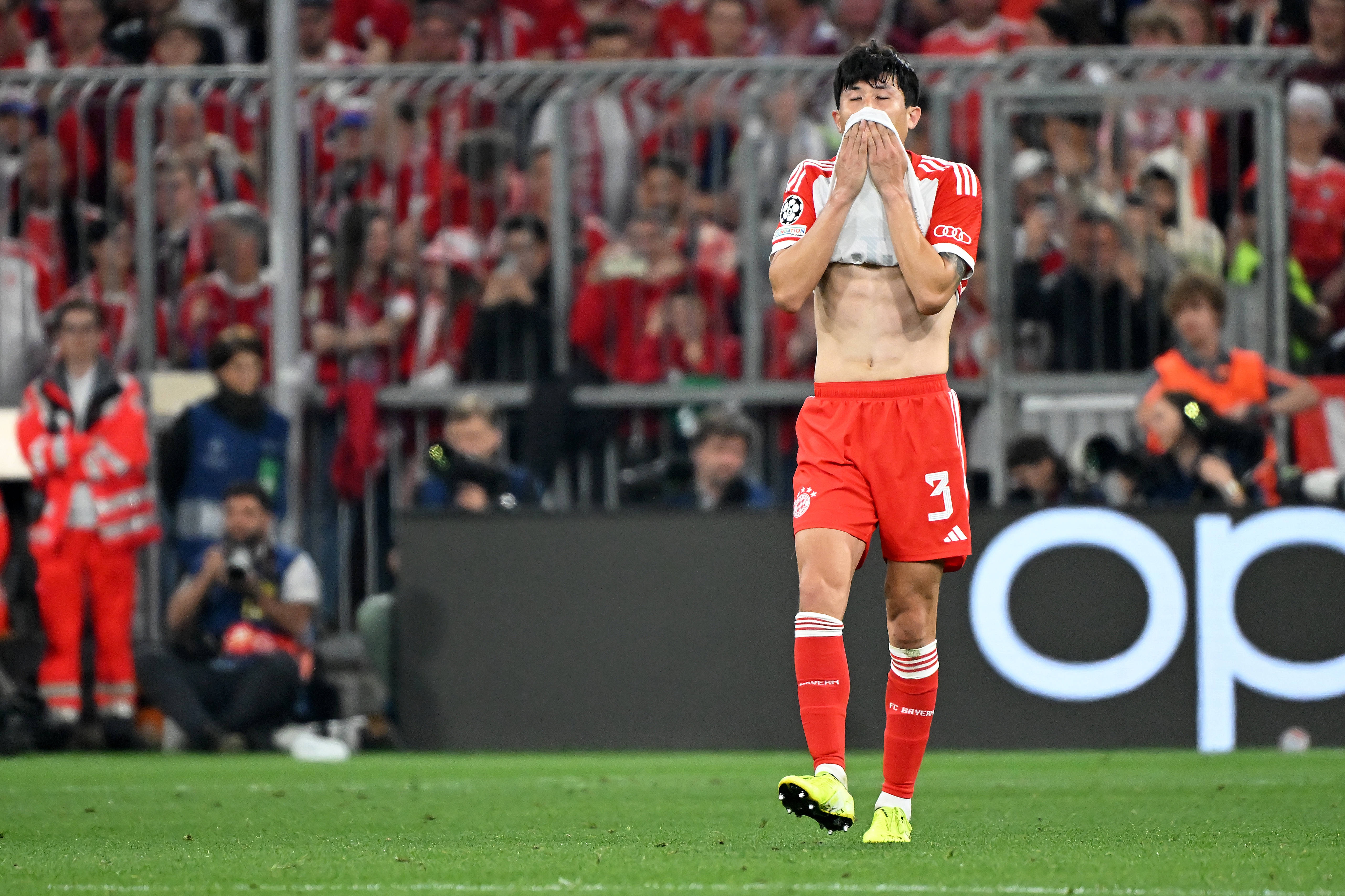 踢球者：金玟哉沒(méi)有大礙，未來(lái)幾天可以進(jìn)行恢復訓練