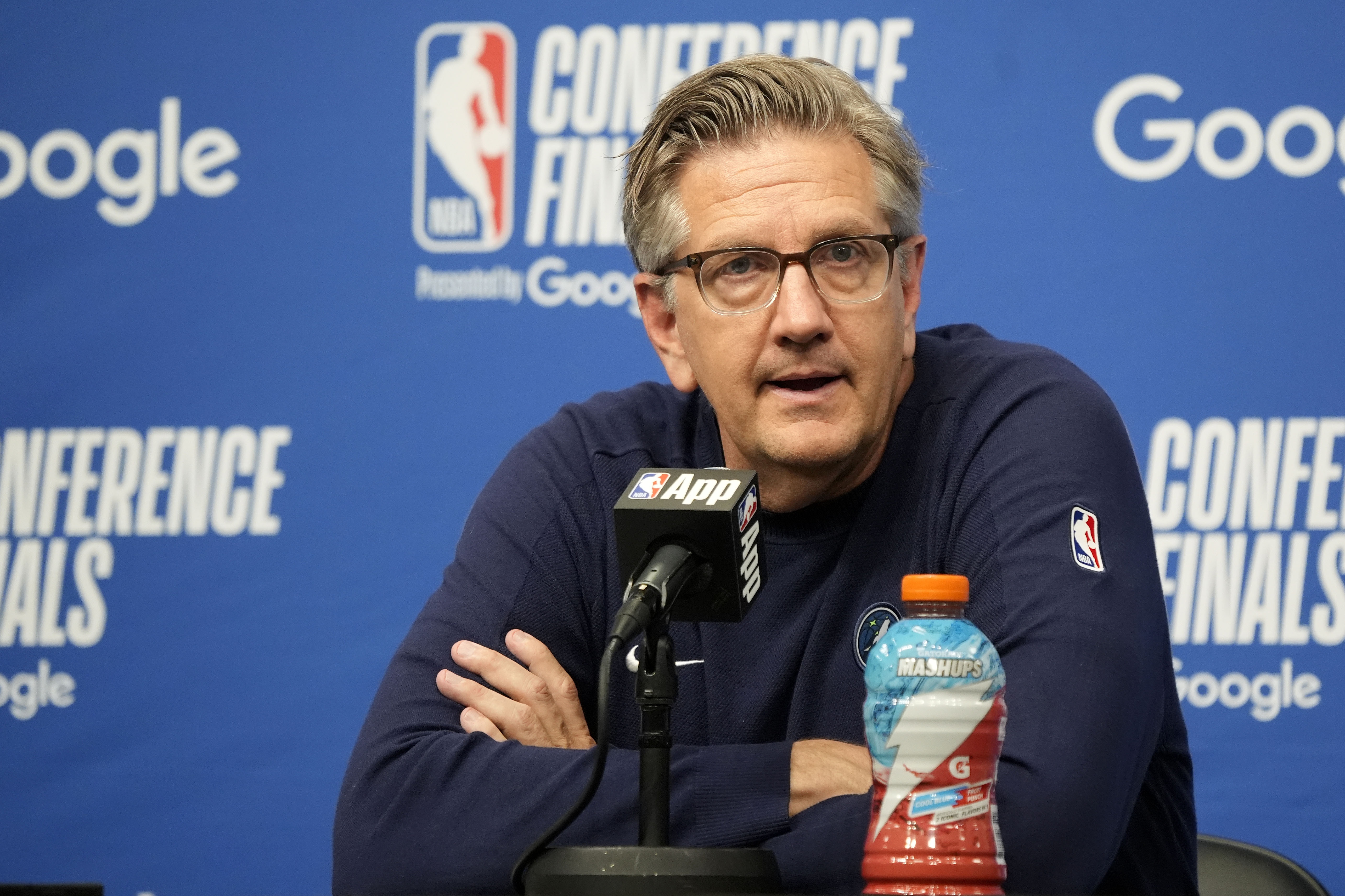 前球員：芬奇不是那種總冠軍主帥 他總是在關(guān)鍵時(shí)刻犯錯誤