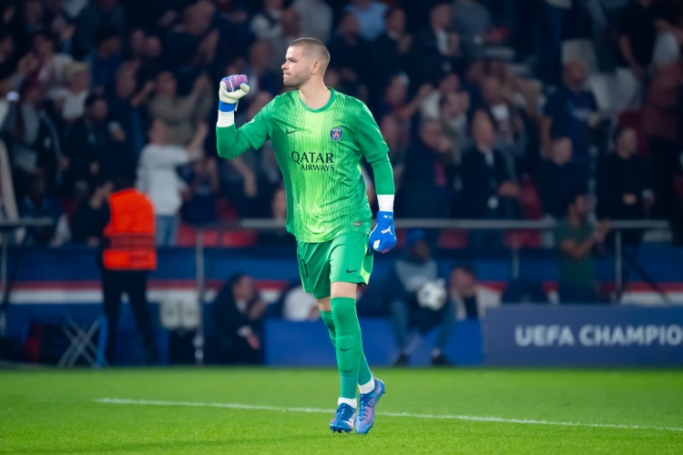 替代多納魯馬！巴黎新門(mén)舍瓦利耶：很享受在這里踢球，隊友非常強