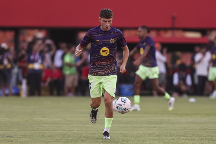 每體：費爾明的傷勢比預期要輕 加維保守治療未達預期效果