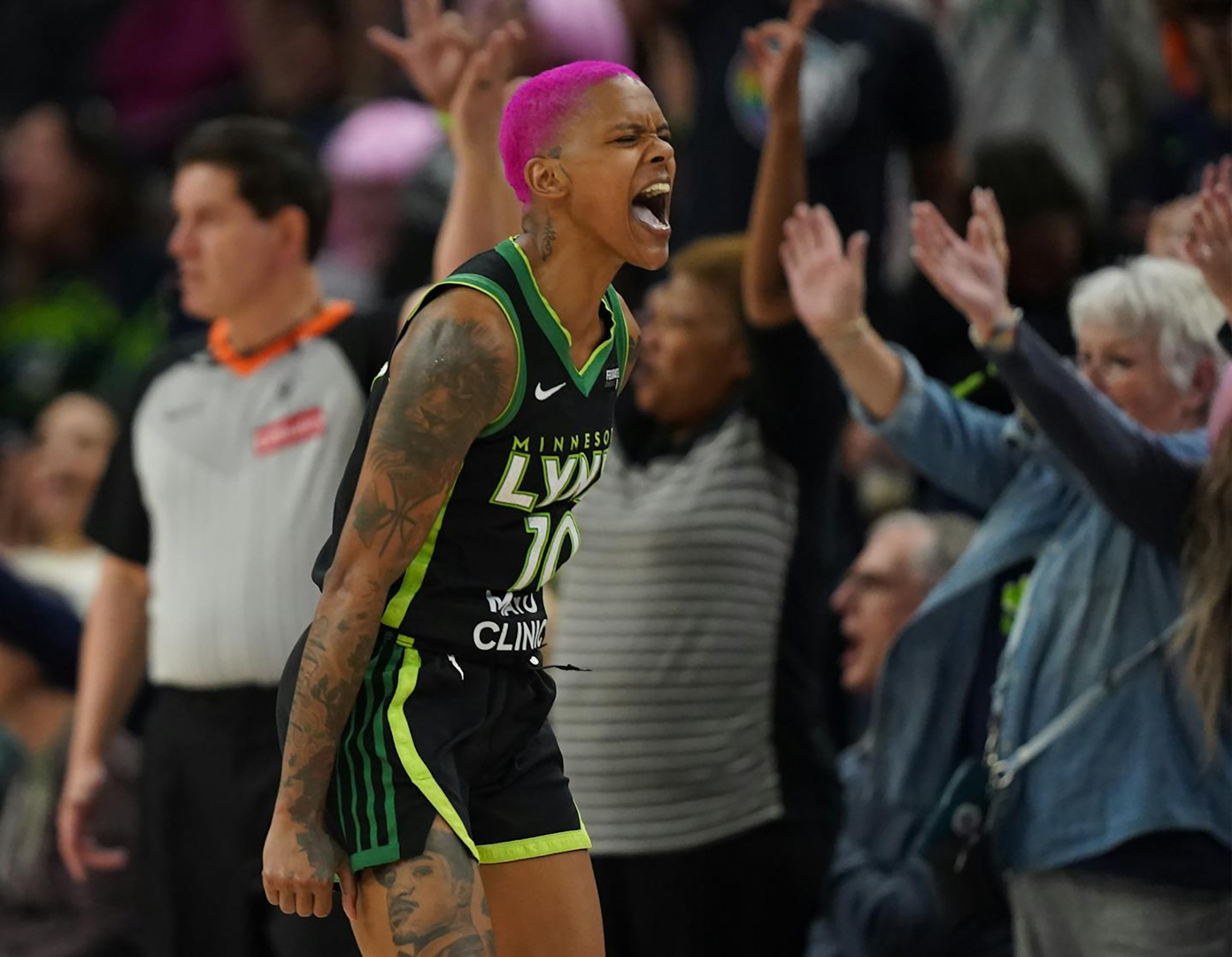 水星末節崩盤(pán)！“三雙姐”下半場(chǎng)僅2分 神將23分8板7助5斷山貓1-0