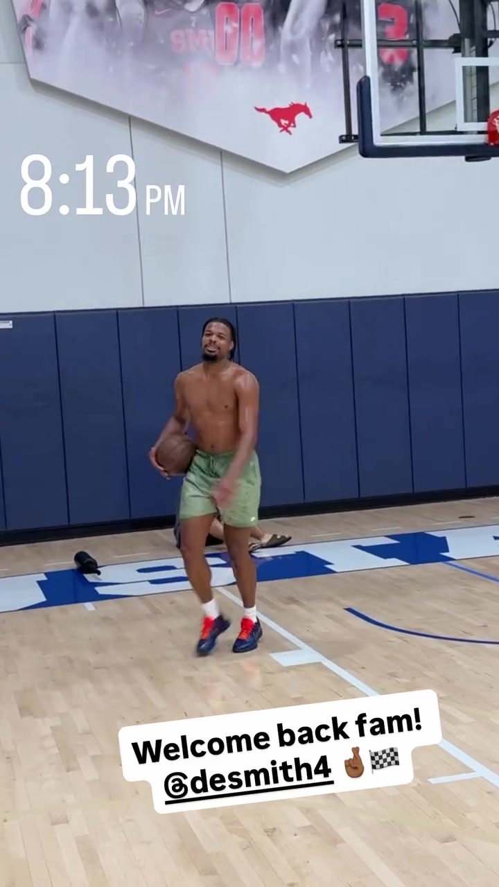 這身體挺勁爆！丹尼斯-史密斯完成雙手折疊轉身暴扣