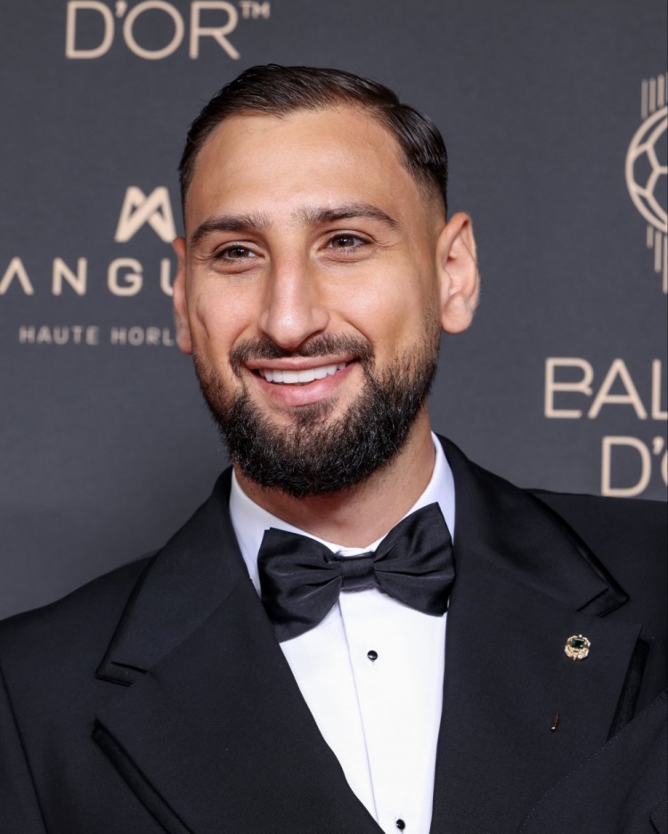 意大利國家隊官方：多納魯馬榮獲雅辛獎+金球獎排名第九，恭喜！