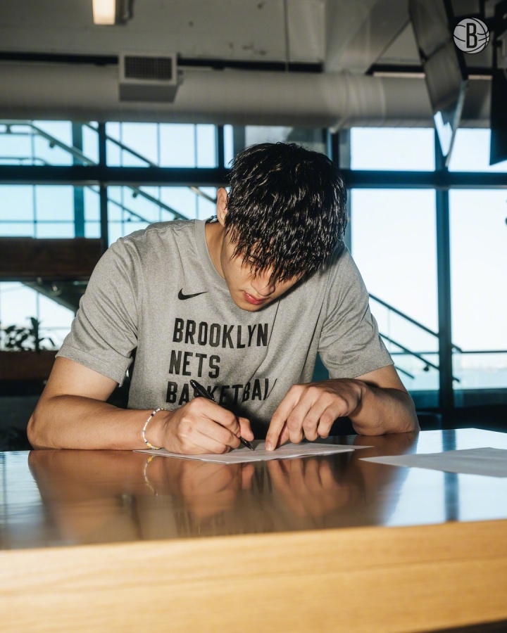 曾凡博：打中國賽意義非凡 我必須繼續努力為所有亞裔打破偏見(jiàn)