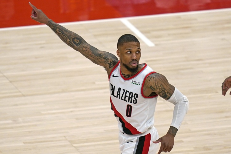 霍勒迪談利拉德回歸開(kāi)拓者：我們目標是贏(yíng)球 在聯(lián)盟里打出名堂