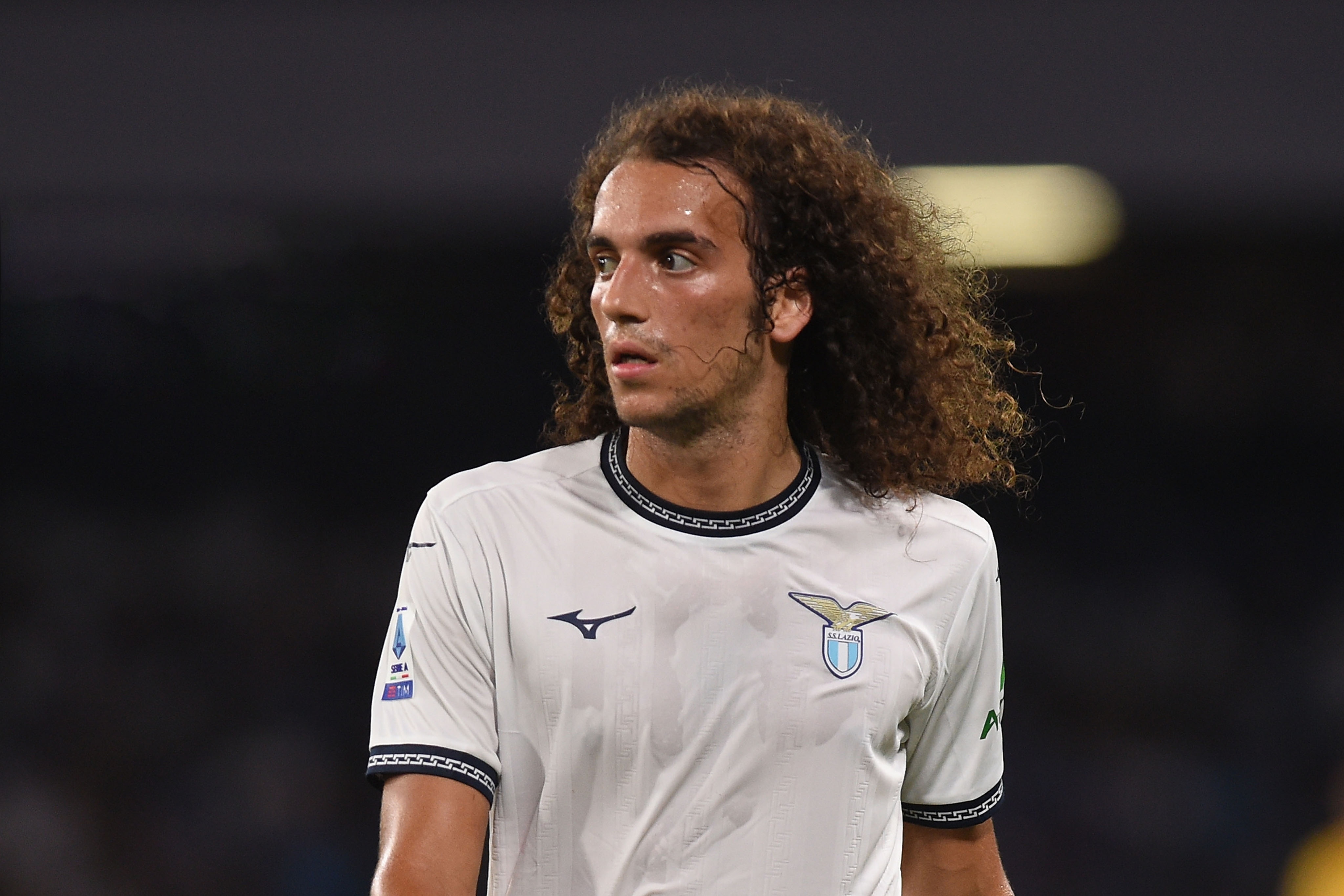 羅馬德比賽后不滿(mǎn)裁判染紅！官方：拉齊奧中場(chǎng)貢多齊被禁賽兩場(chǎng)