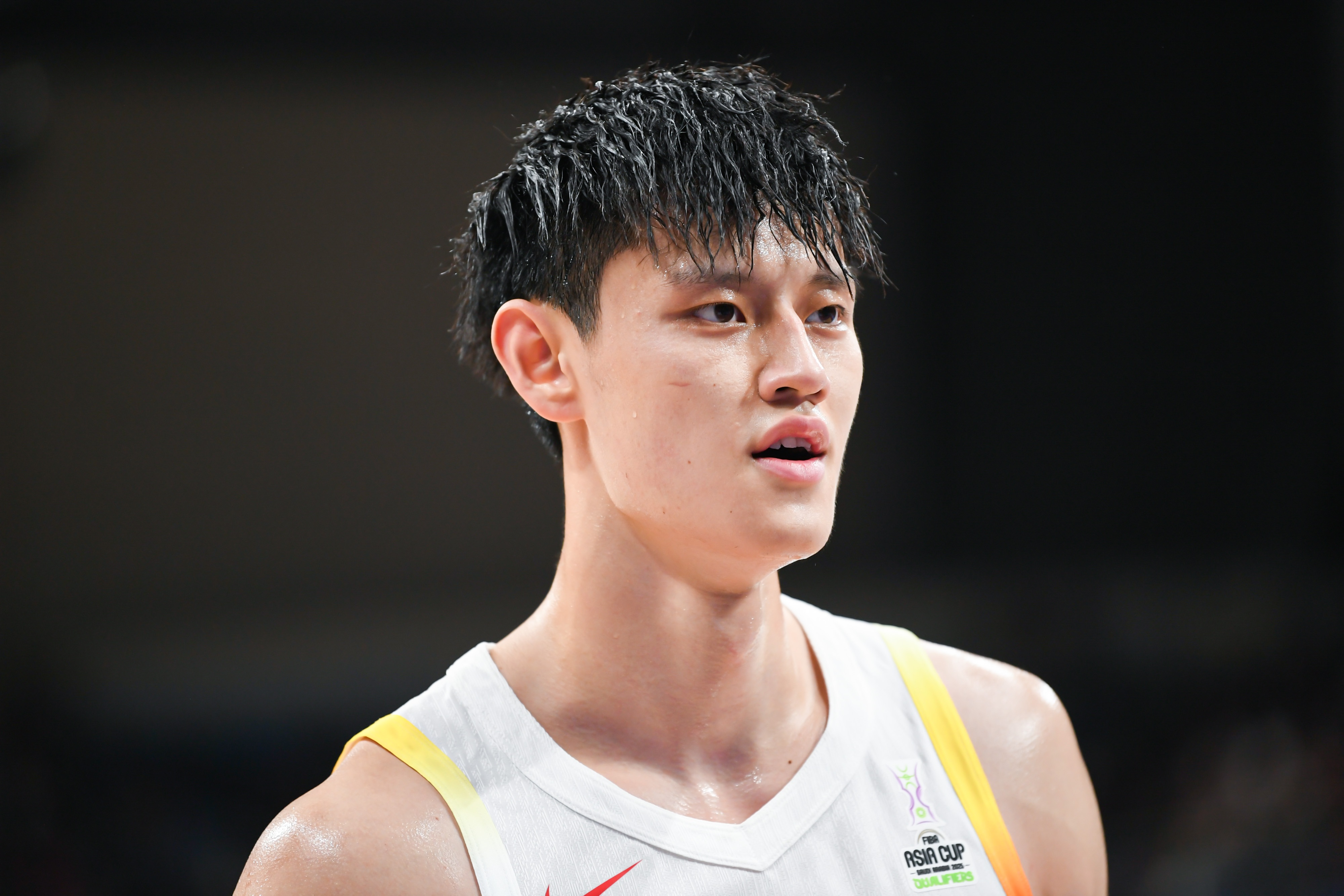 還剩一個(gè)雙向合同位置！媒體人：對曾凡博最終留在籃網(wǎng)持樂(lè )觀(guān)態(tài)度