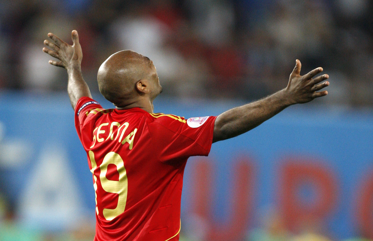 塞納：亞馬爾是一個(gè)與眾不同的球員，他將在未來(lái)贏(yíng)得更多金球獎