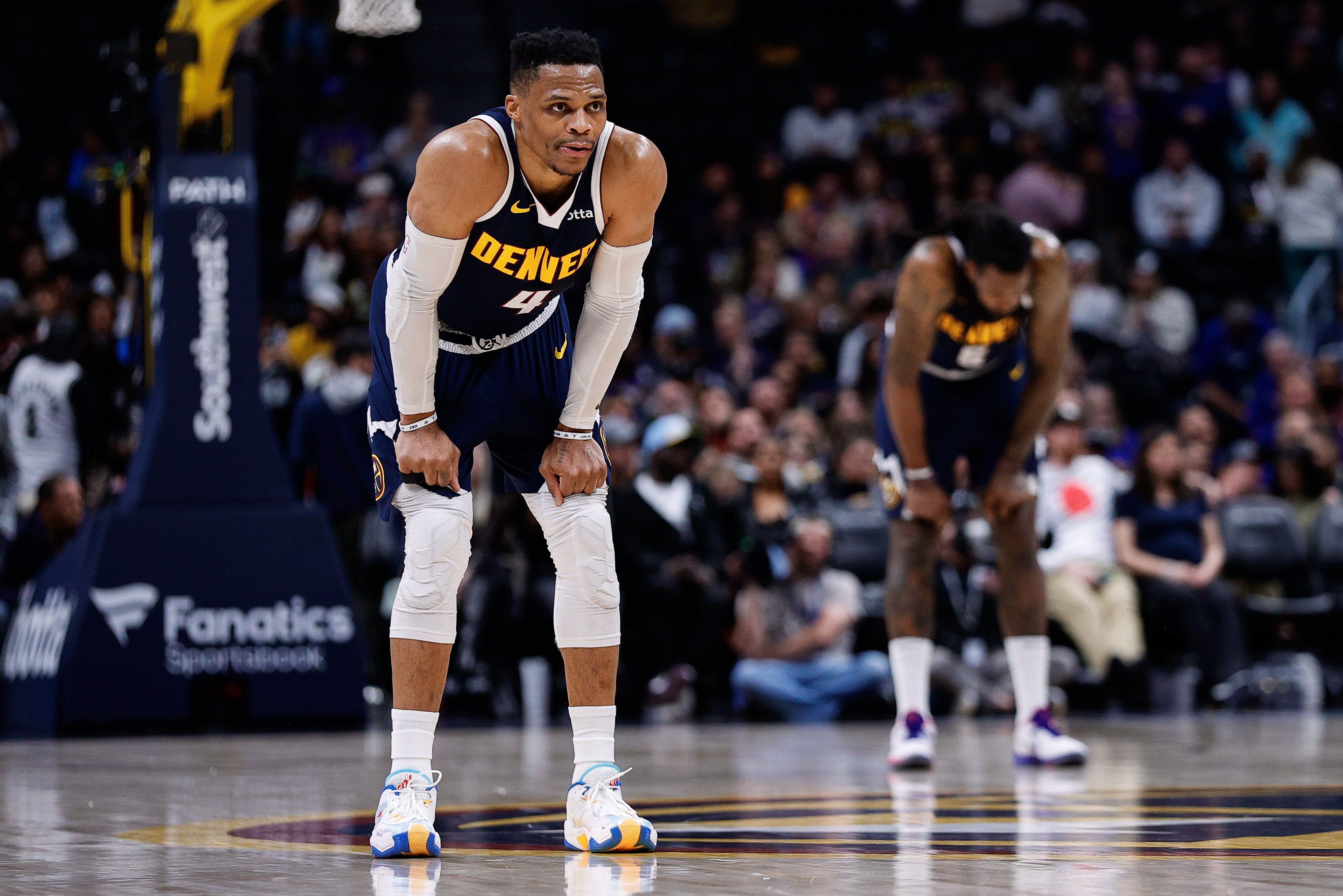 小波特：威少作為MVP級球員受到太多不尊重 尤其在湖人時(shí)簡(jiǎn)直離譜