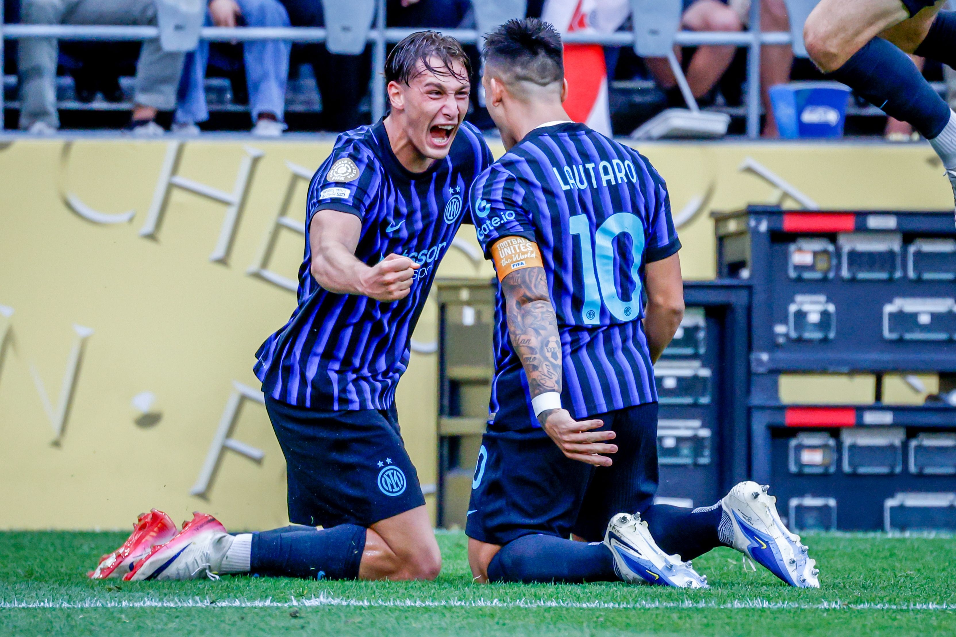 意媒：引進(jìn)霍伊倫前，那不勒斯4500萬(wàn)歐報價(jià)埃斯波西托被國米拒絕