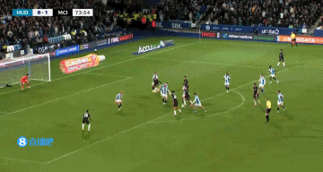 福登助攻！薩維尼奧左路小角度爆桿破門(mén)，曼城2-0哈德斯菲爾德