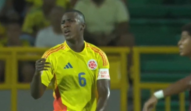 記者：曼聯(lián)敲定17歲哥倫比亞后腰奧羅斯科，明年年滿(mǎn)18歲后加盟