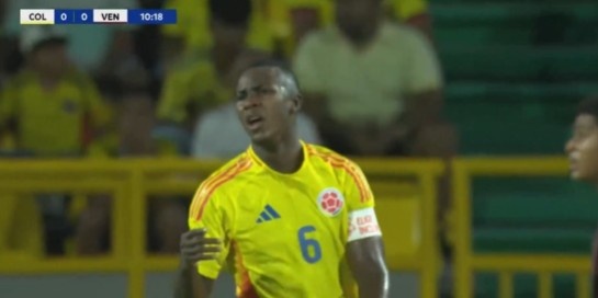 記者：曼聯(lián)同意簽下哥倫比亞17歲后腰奧羅斯科，明夏加盟