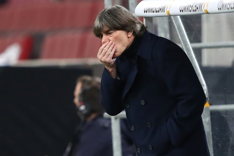 誰(shuí)是未來(lái)德國一門(mén)？勒夫：諾伊爾曾超越所有人，但阿圖伯魯有潛力