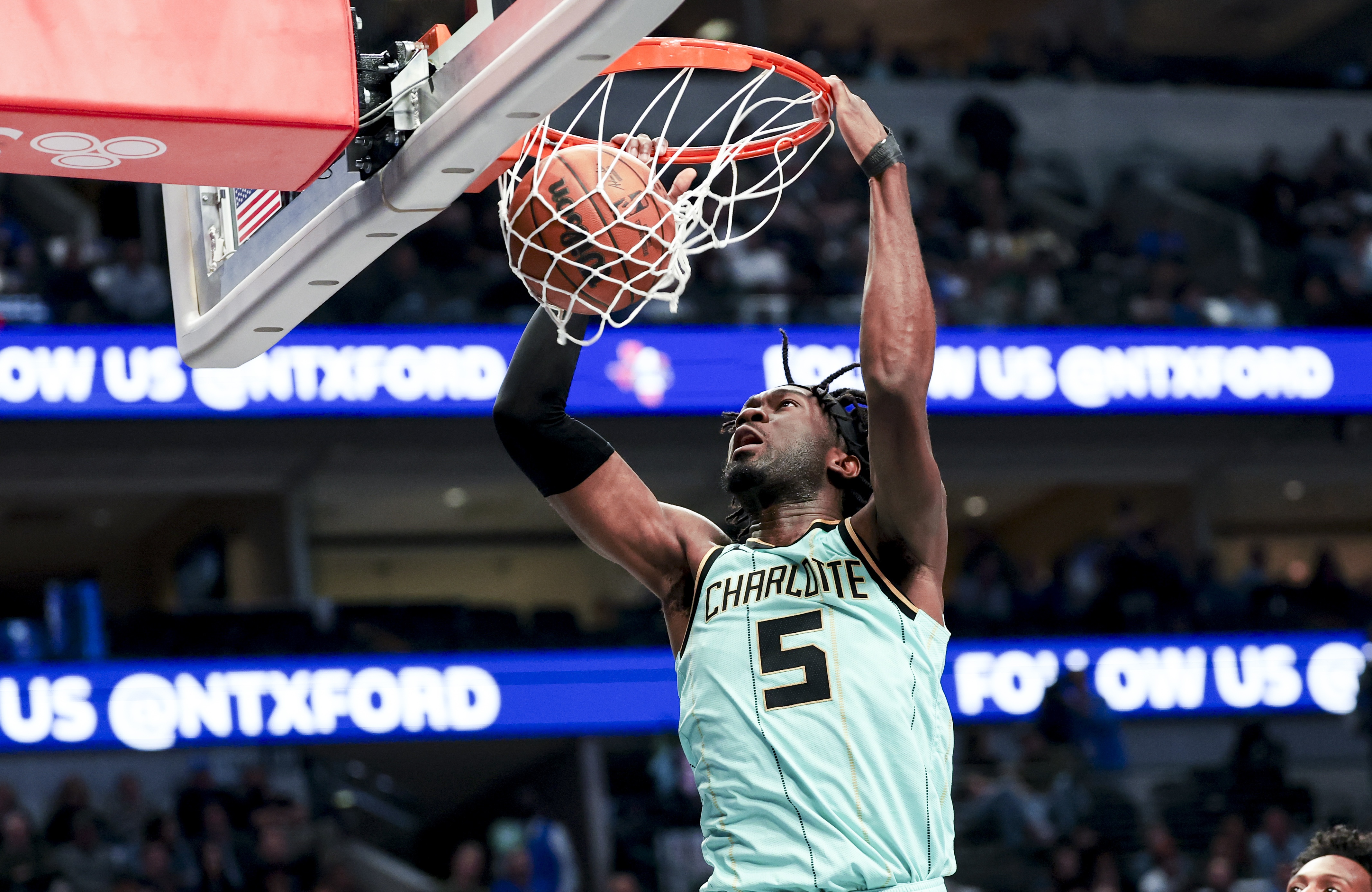 杰倫-格林：我沒(méi)跟能空接的大個(gè)子合作過(guò) 很興奮很期待與馬威共事