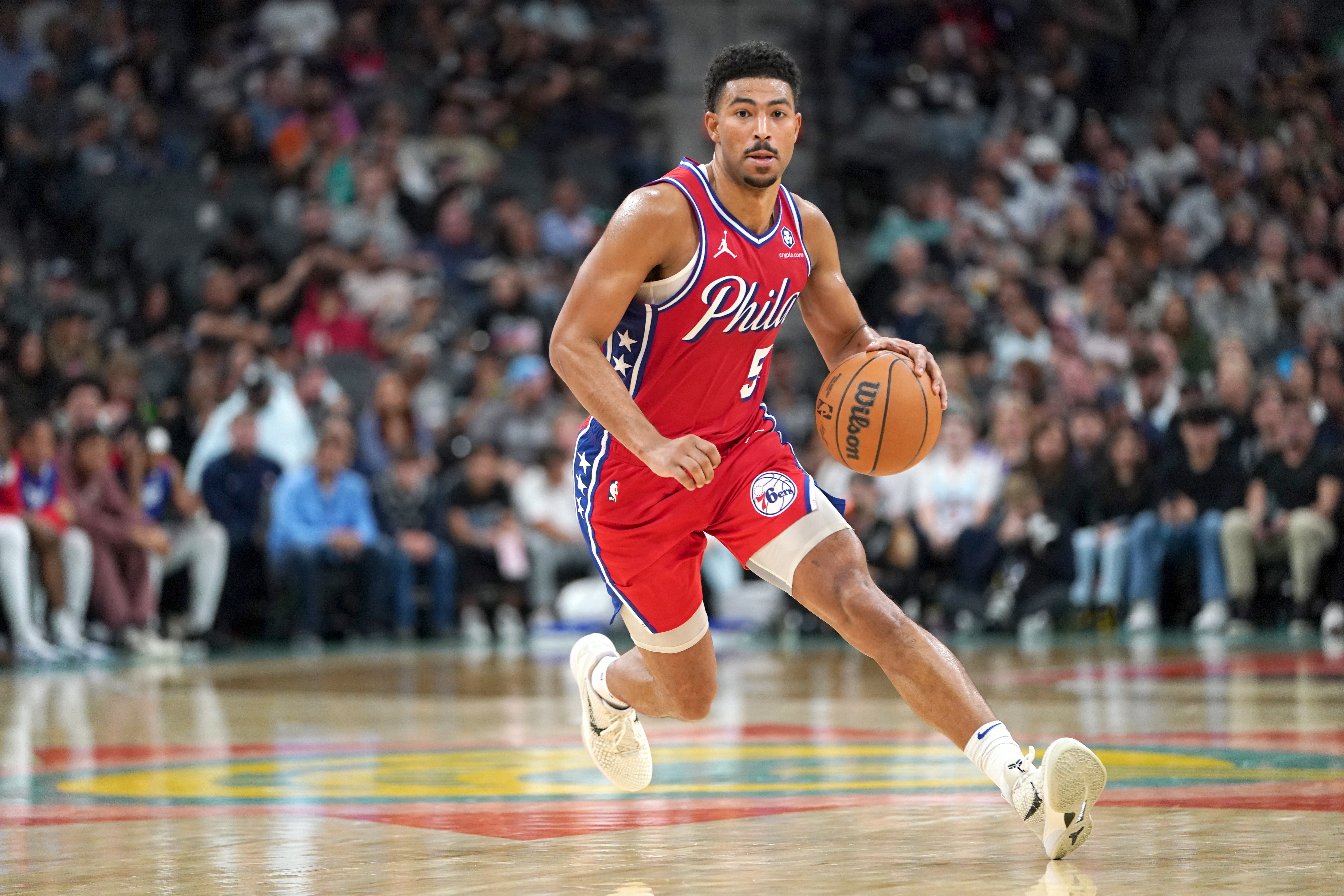 還沒(méi)談攏！Shams：格萊姆斯和76人續約仍然存在很大分歧