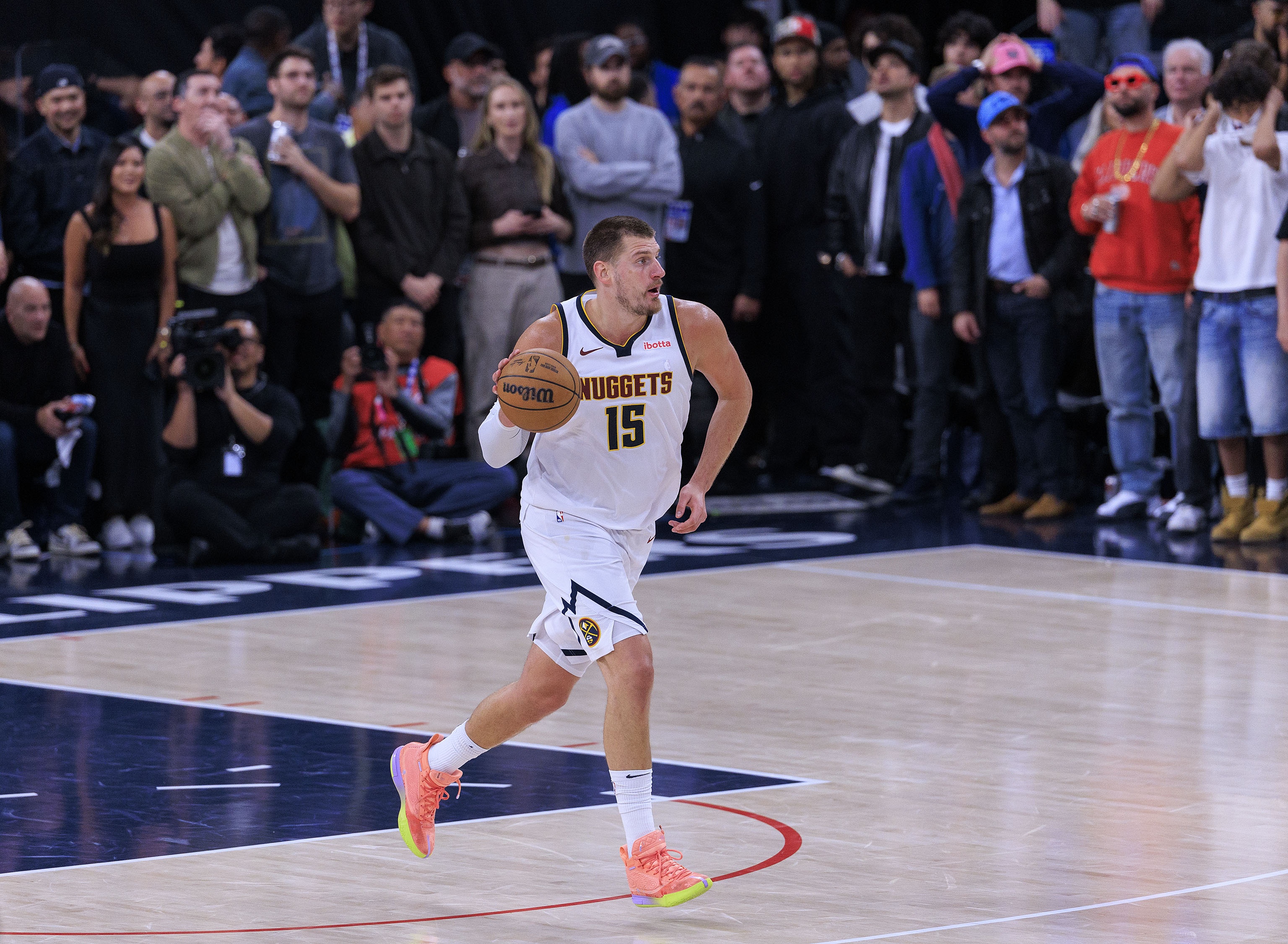 皮蓬：不確定東契奇&約基奇能否在我的年代統治 那時(shí)習慣全場(chǎng)緊逼