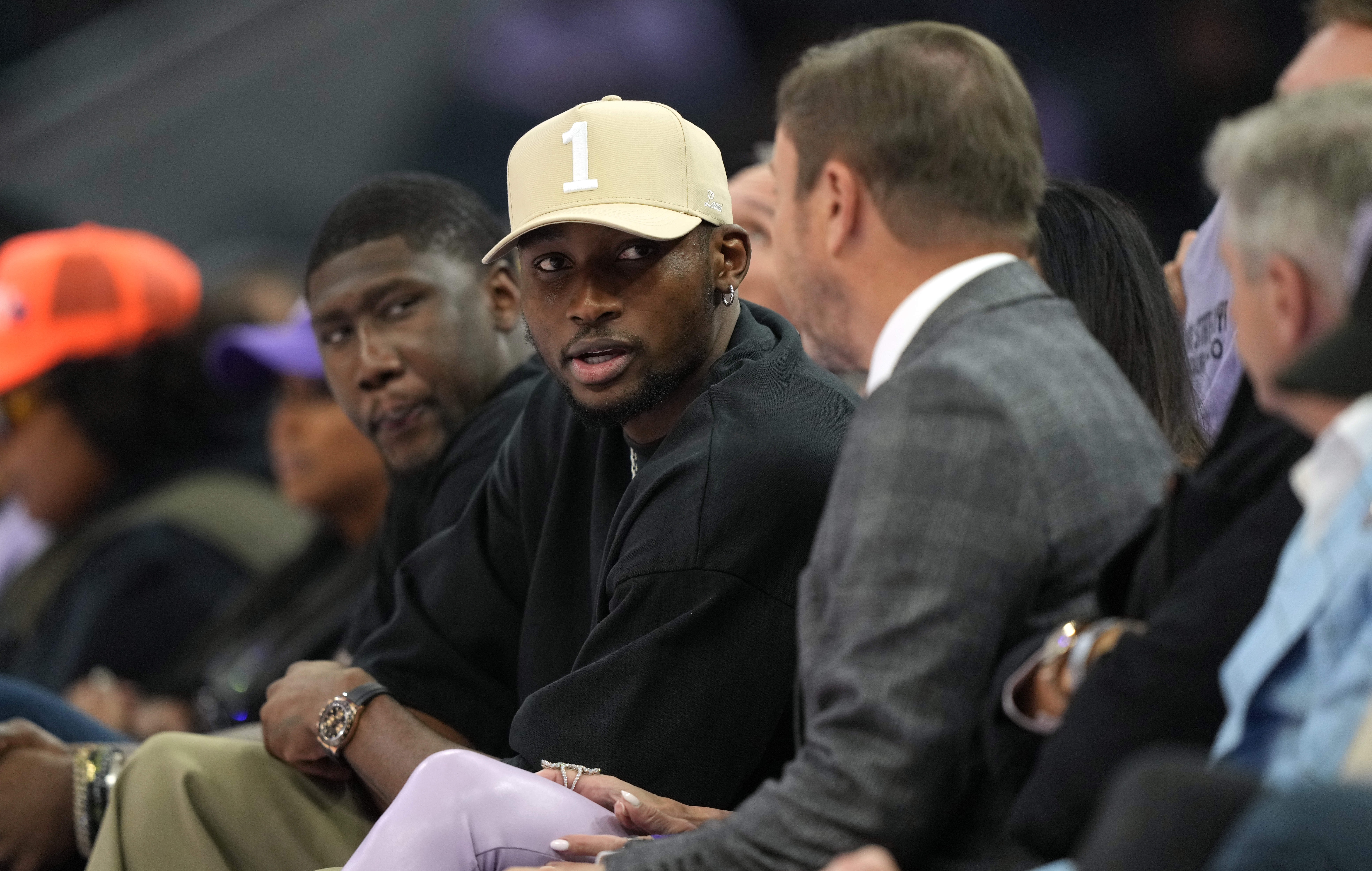 成笑話(huà)了…名記：聯(lián)盟人士都很震驚勇士居然被庫明加搞成這樣