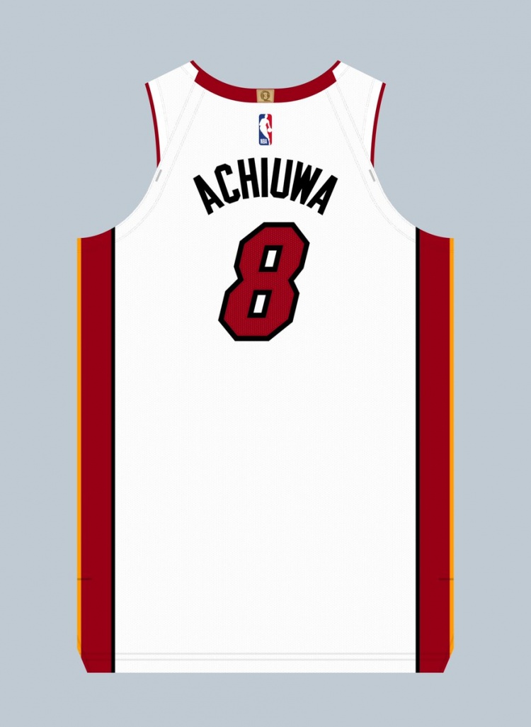 簽一年合同！球衣記者：阿丘瓦在熱火穿8號球衣