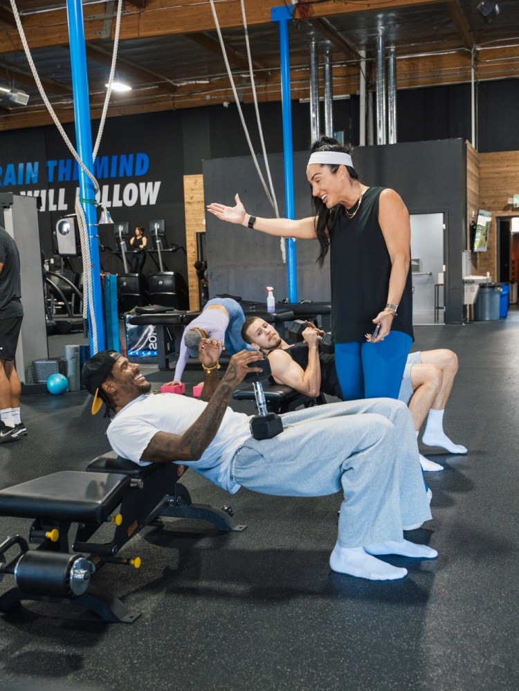 健身教練曬杰倫-格林夏日苦練：蛻變般的休賽期 太陽(yáng)有你實(shí)屬幸運