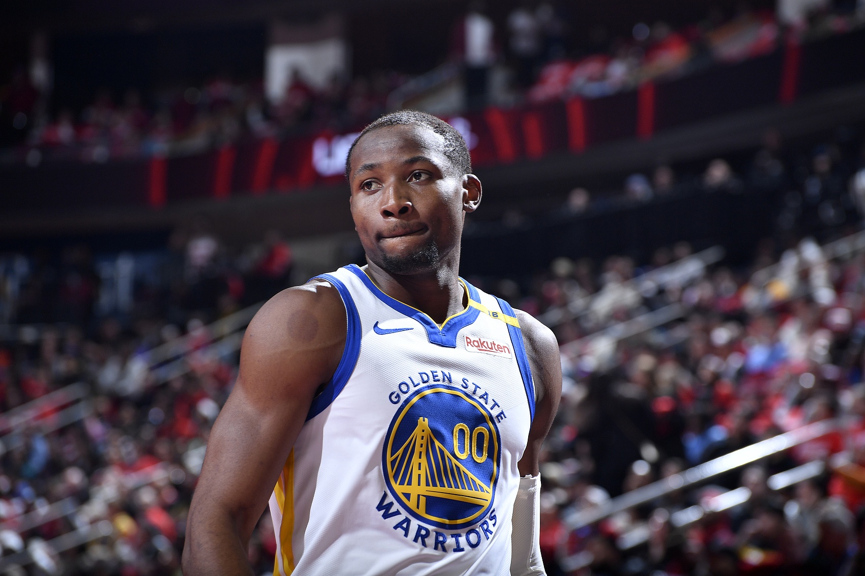 勇士不愿白白失去庫明加 但不想在與國王的簽換中接手蒙克的合同